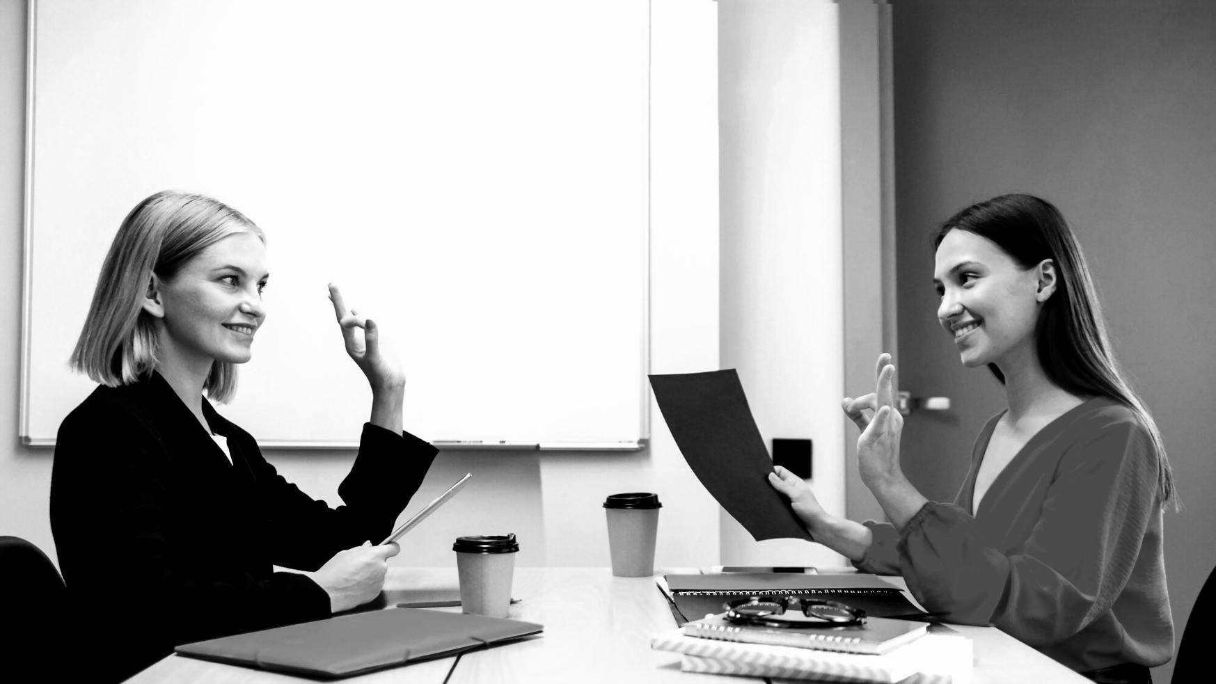 Studenten arbeiten gemeinsam an einem Projekt